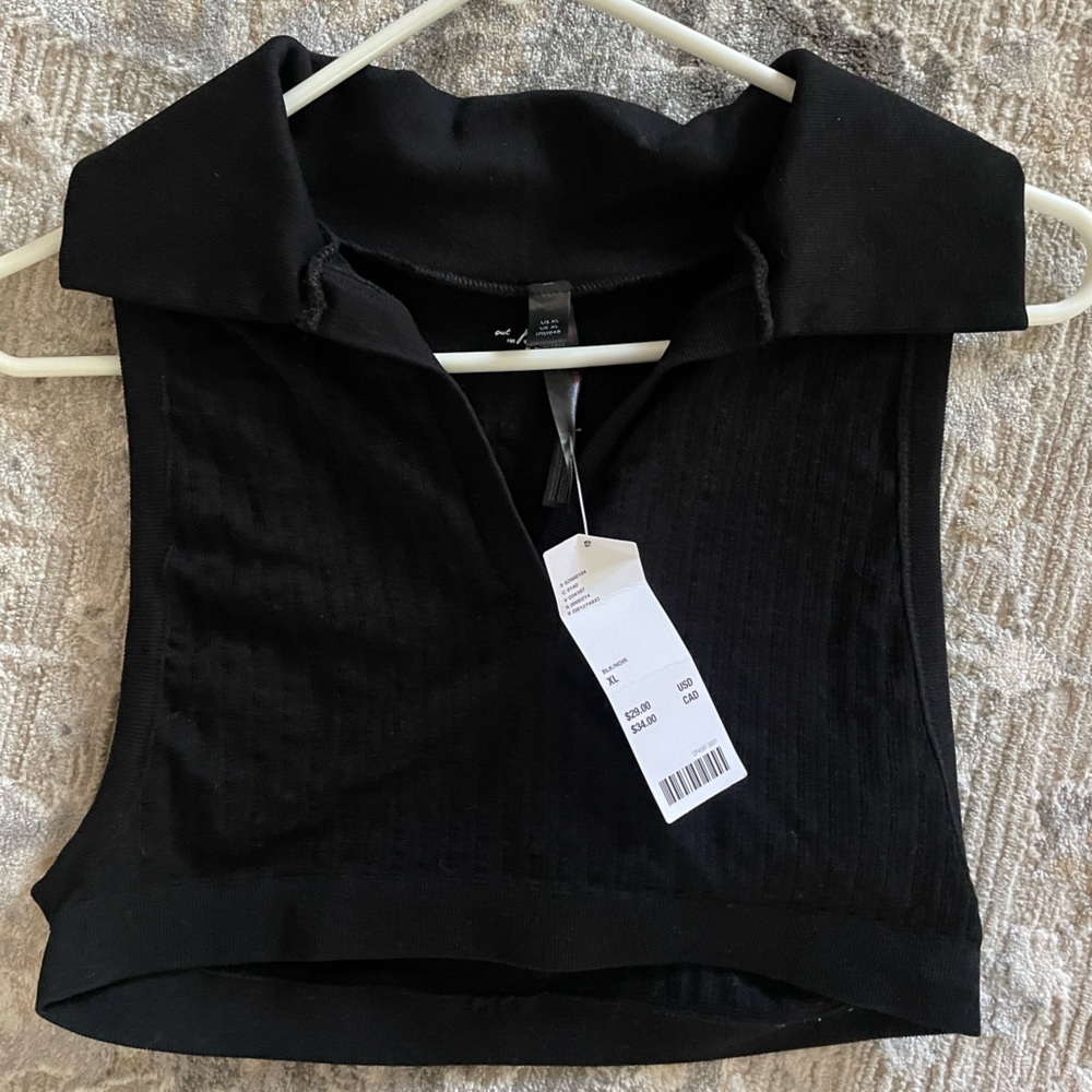 Urban Outfitters Black Cropped Top-New